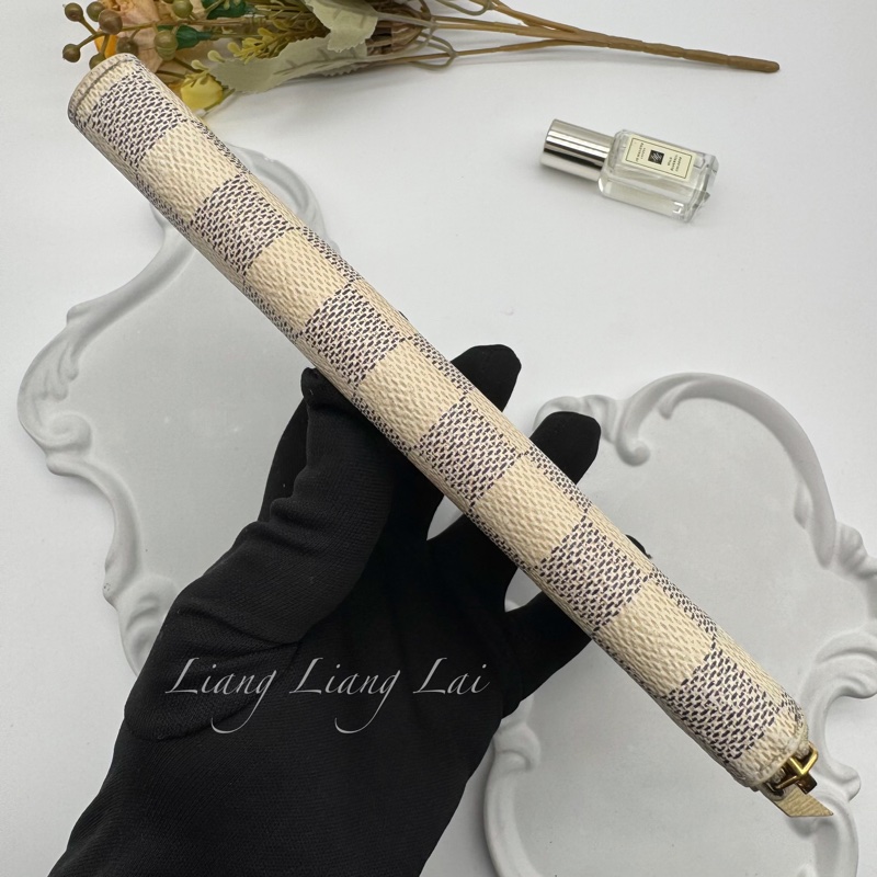 LOUIS VUITTON LV Damier Azur 白棋盤拉鍊長夾-18