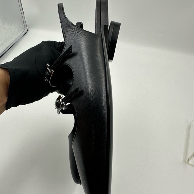 閒置 新HERMES 愛馬仕 Mila 山羊皮 圓頭搭扣 露跟鞋 休閒單鞋 1cm 女款 黑色-6