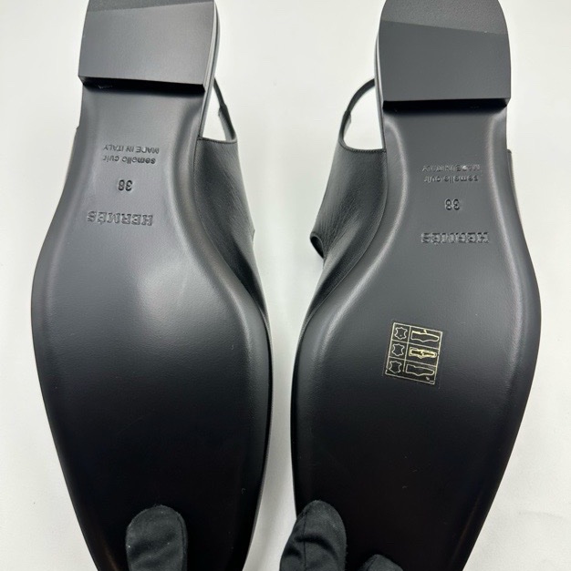 閒置 新HERMES 愛馬仕 Mila 山羊皮 圓頭搭扣 露跟鞋 休閒單鞋 1cm 女款 黑色-8