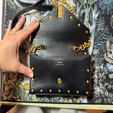 polo 卯釘金屬黑色側背包