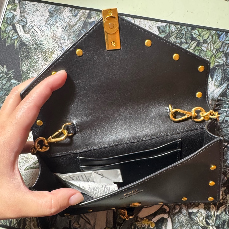 polo 卯釘金屬黑色側背包-3