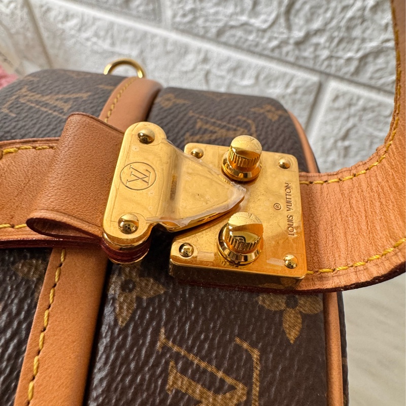 Louis Vuitton 硬圓餅M43514-11