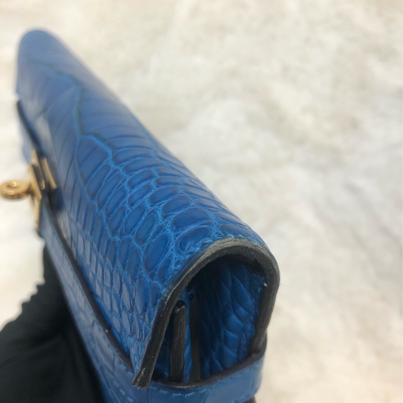 Hermes 電光藍鱷魚皮金扣 Kelly wallet XC424-14