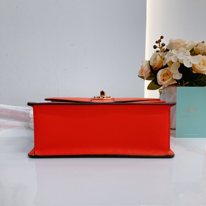 MS0668	Michael Kors 邁可寇斯翻蓋式鍊帶包包 Greenwich Crossbody Saffiano Leather-4