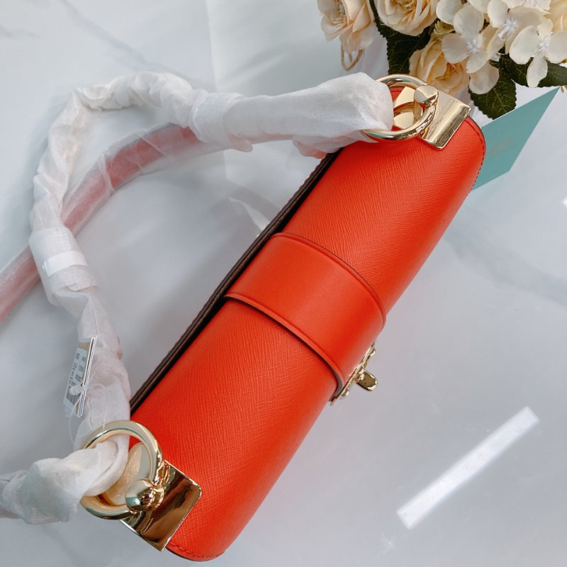 MS0668	Michael Kors 邁可寇斯翻蓋式鍊帶包包 Greenwich Crossbody Saffiano Leather-5