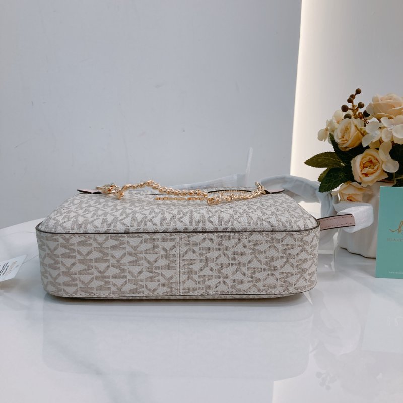 MS0669	Michael Kors 邁可寇斯相機包包 Jet Set Large Logo Camera Bag Canvas-4