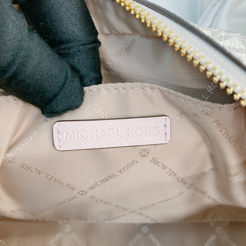 MS0669	Michael Kors 邁可寇斯相機包包 Jet Set Large Logo Camera Bag Canvas-8