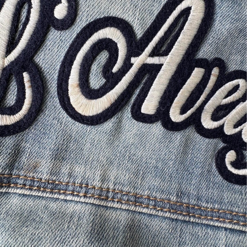 Gucci 古馳 淺藍色水洗做舊虎頭刺繡鉚釘設計牛仔外套 重工款-6