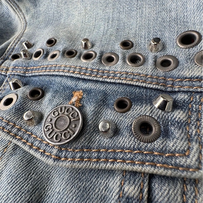 Gucci 古馳 淺藍色水洗做舊虎頭刺繡鉚釘設計牛仔外套 重工款-9