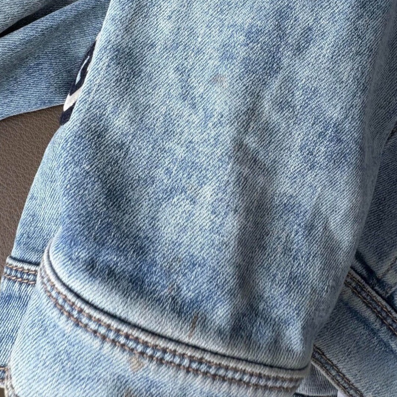 Gucci 古馳 淺藍色水洗做舊虎頭刺繡鉚釘設計牛仔外套 重工款-13