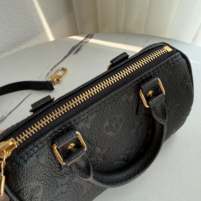 lv nano speedy 黑壓紋-4