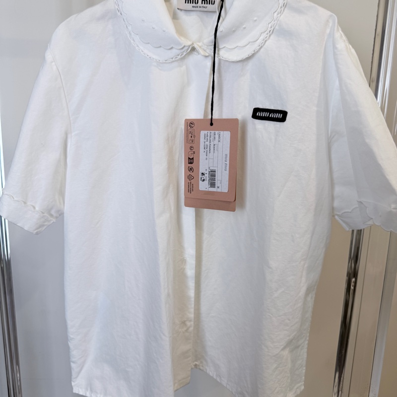 MiuMiu✨25ss秀款白色褶皺花邊一套 (上身襯衫+裙) 尺寸38-3