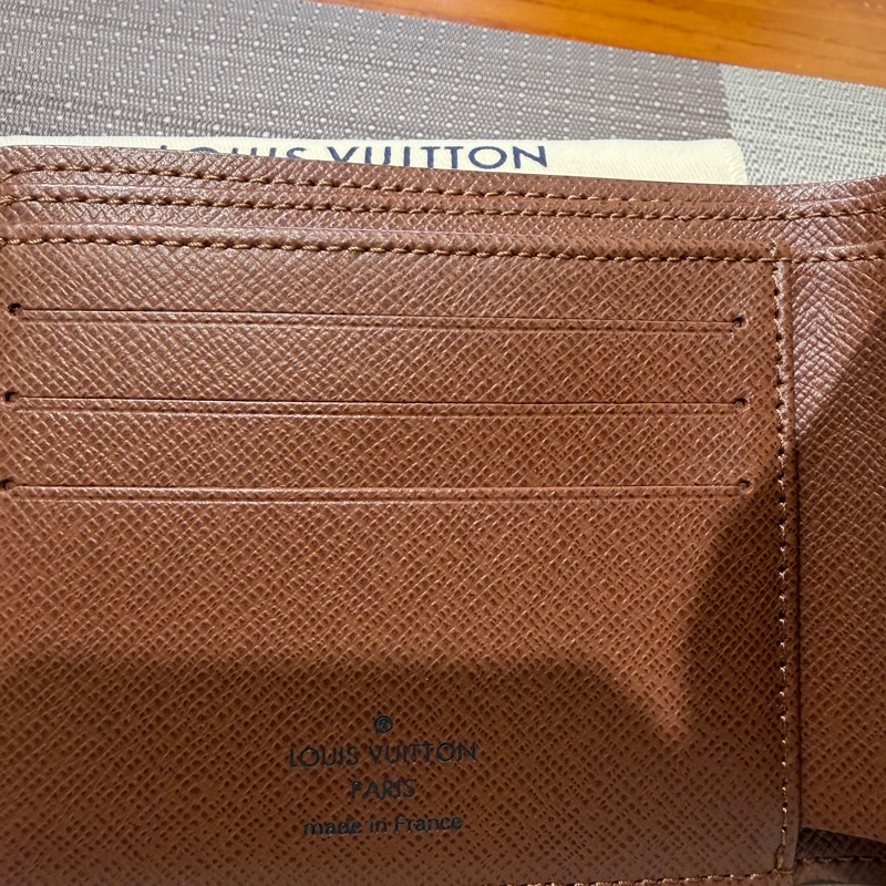 Louis Vuitton 路易威登 LV M60895 Monagram 老花 經典花紋 對折 短夾-12