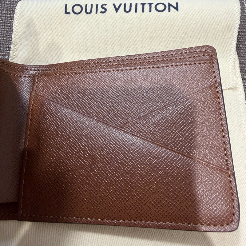 Louis Vuitton 路易威登 LV M60895 Monagram 老花 經典花紋 對折 短夾-13