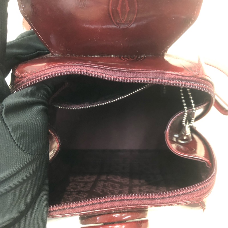Cartier 紅色亮皮 Logo 背囊 XC417-19