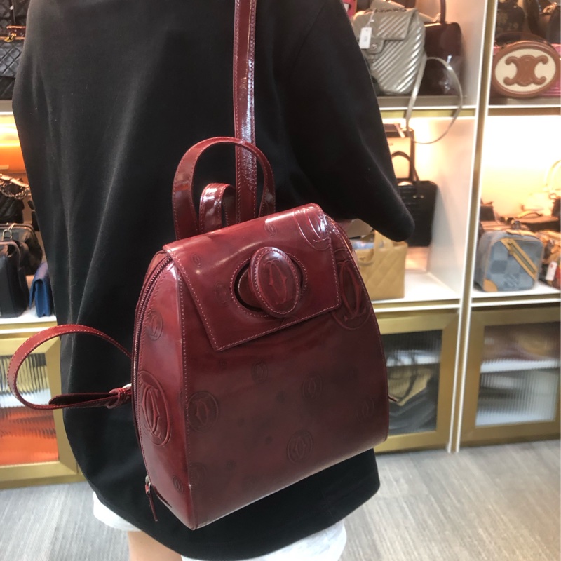 Cartier 紅色亮皮 Logo 背囊 XC417-10