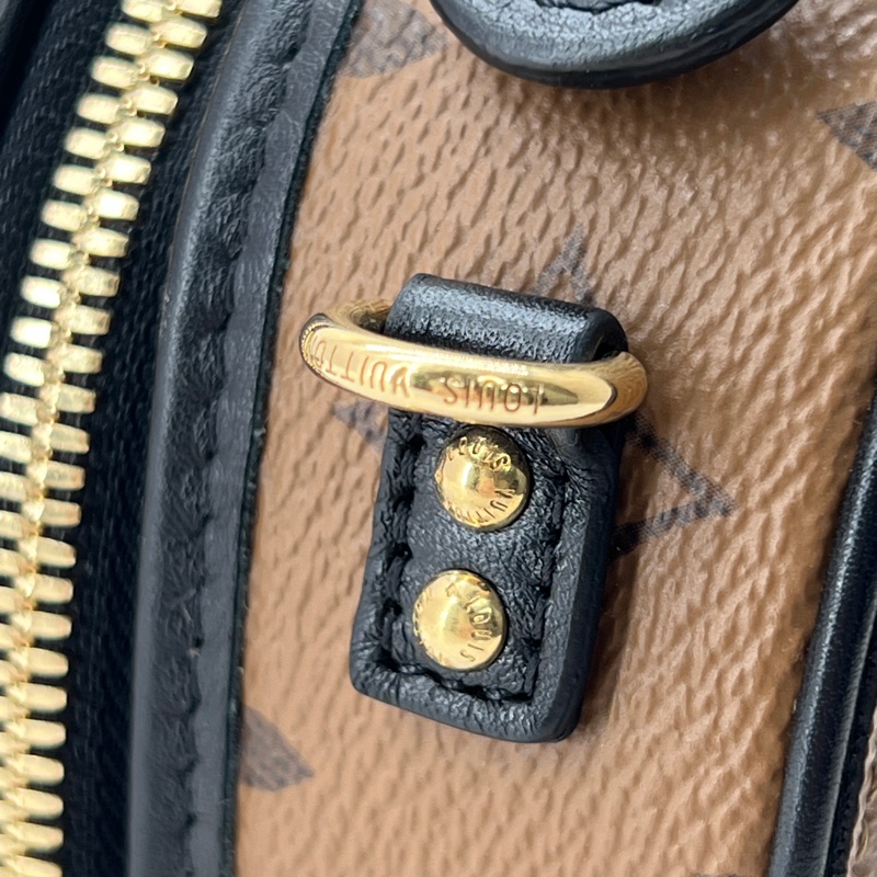 香緹國際精品 955 LV MINI 圓餅包-10