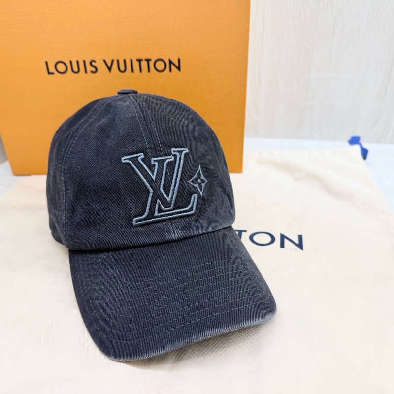 LV全新離櫃✨水洗灰色丹寧棒球帽M5499M-2