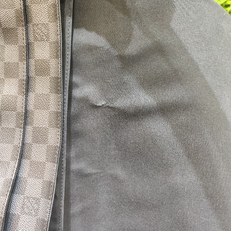 Louis Vuitton District-16