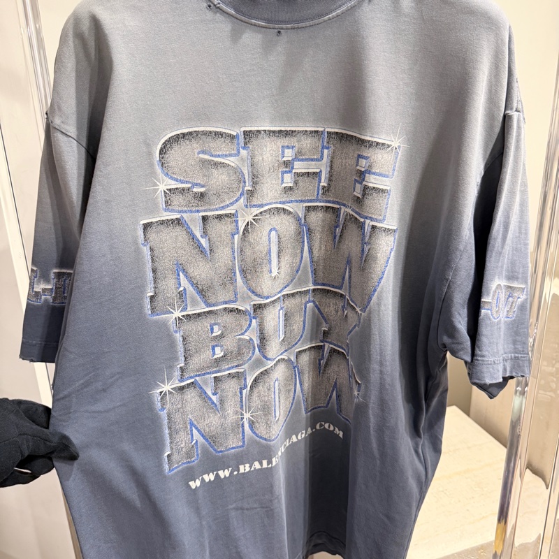 Balenciaga✨霧霾藍 See Now Buy Now 看到就買鑽石水洗破壞短袖 T恤 oversize-0