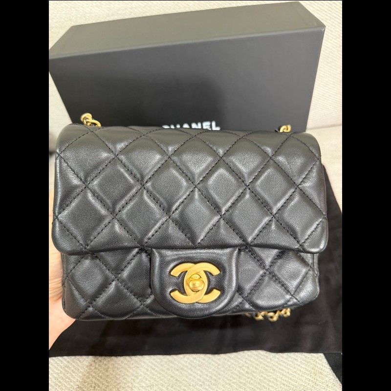 香奈兒 方胖子黑金金球-1