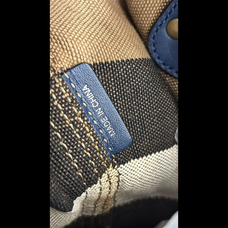 Burberry bucket bag-23