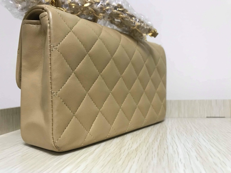 chanel vintage老香mini coco 18公分 奶茶色-3