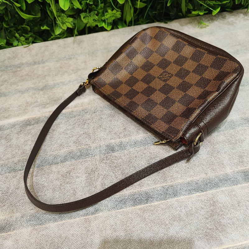 Louis Vuitton Pochette Accessory Pouch-5