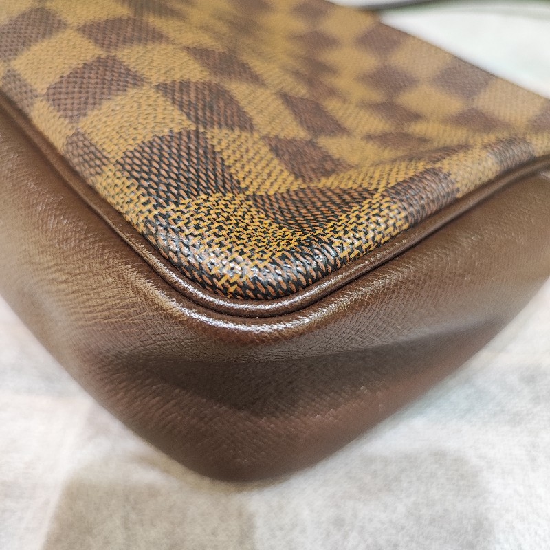 Louis Vuitton Pochette Accessory Pouch-6