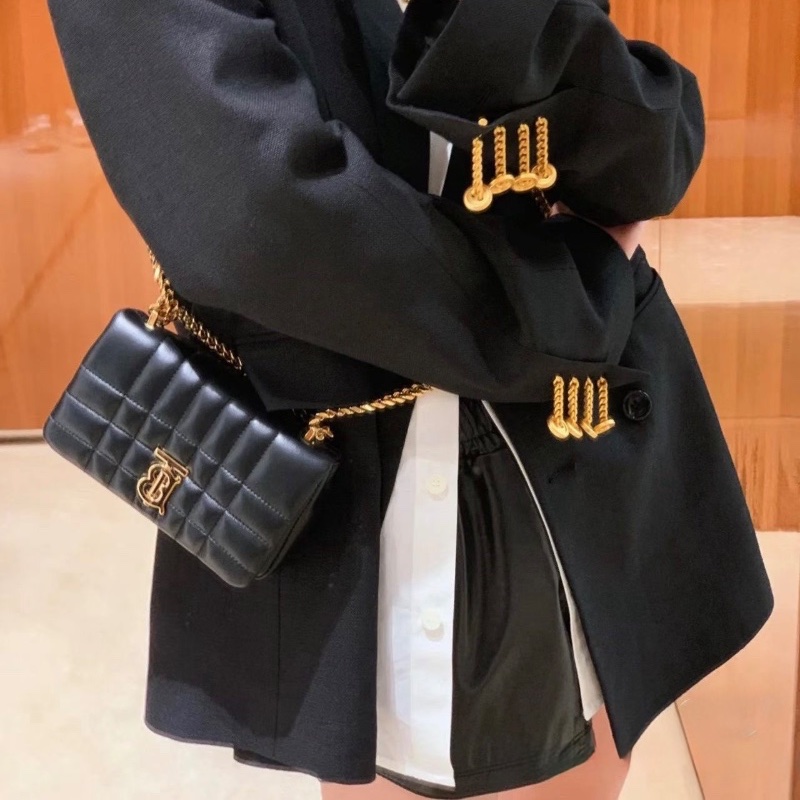Burberry Lola ( Gold chain ) 8059492-4