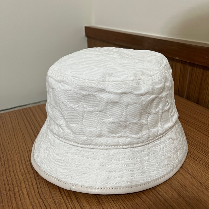 COACH緹花Logo漁夫帽（五折）-1