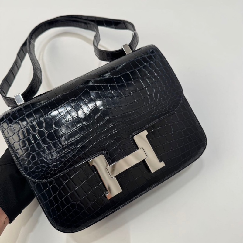 🐎【Hermès Constance 24 尼羅鱷 🐊深海藍 銀扣｜兩點 Crocodile Niloticus】-1