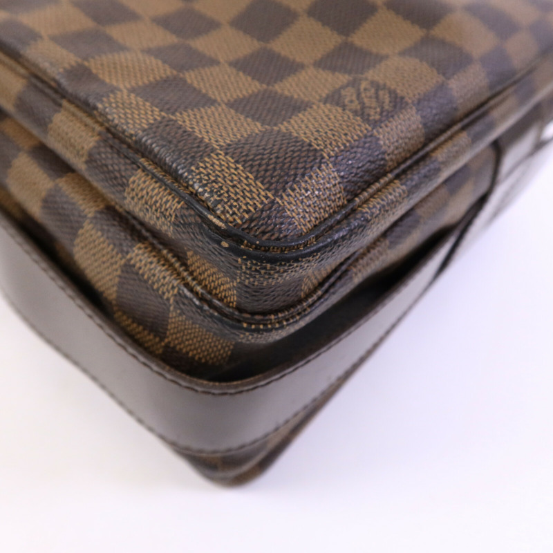 LOUIS VUITTON Damier Naviglio肩背袋-12