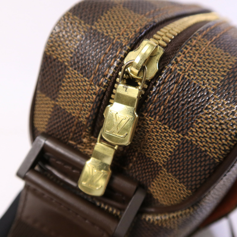 LOUIS VUITTON Damier Olaf PM肩背袋-6