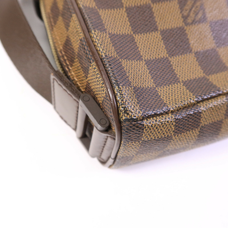 LOUIS VUITTON Damier Olaf PM肩背袋-12