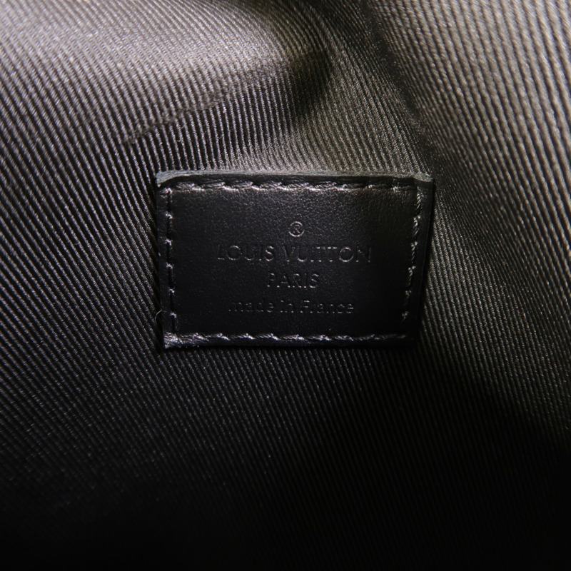 LOUIS VUITTON Monogram S-Lock Vertical Wearable Wallet肩背袋-6