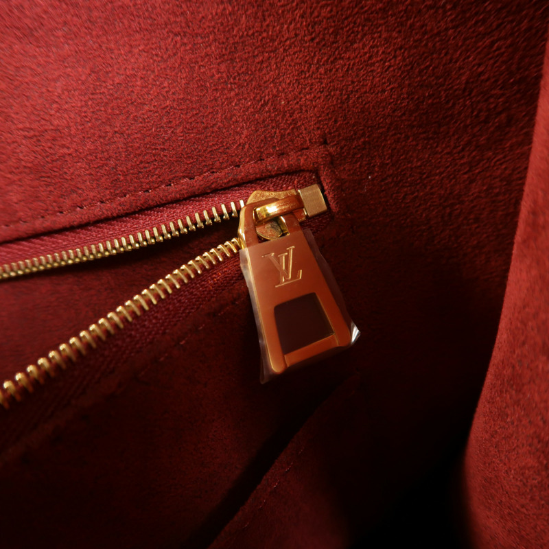 LOUIS VUITTON Monogram Empreinte On The Go MM金扣手挽肩背兩用袋-13