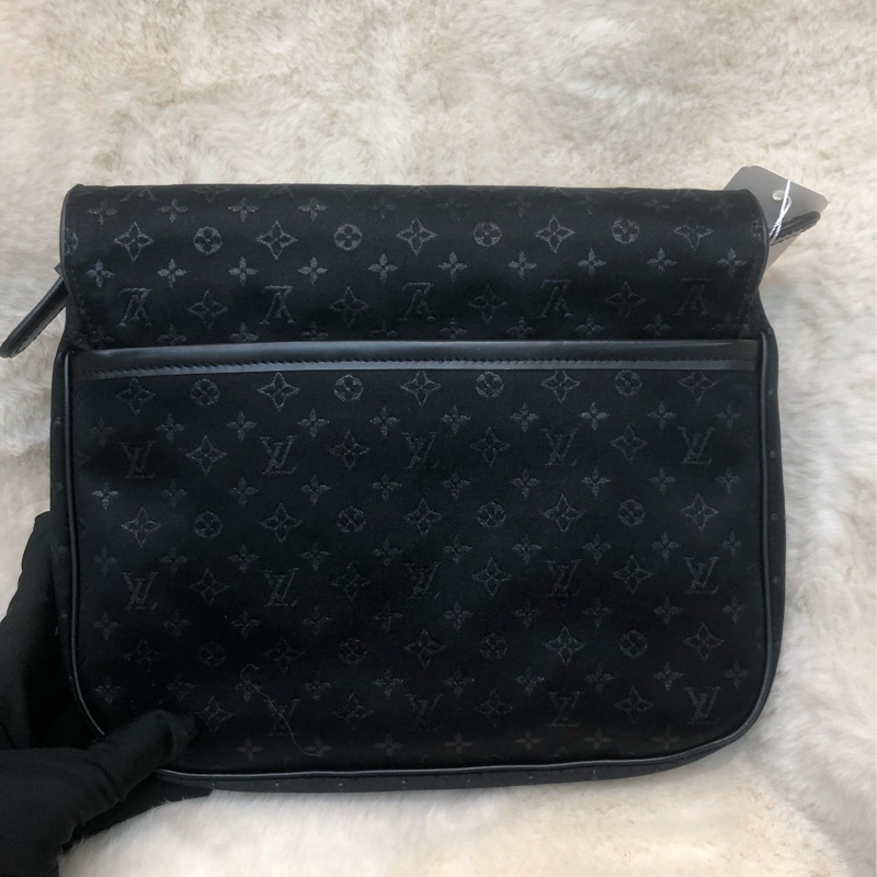 LV 童話系列斜孭袋 XB415-1