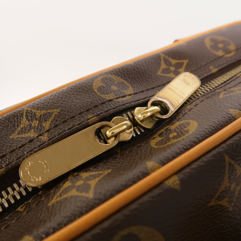 LOUIS VUITTON Monogram Manhattan GM金扣手挽袋棕色-16
