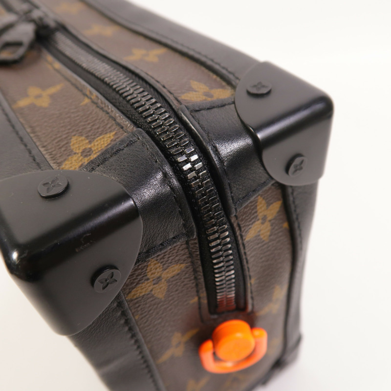 LOUIS VUITTON Monogram Soft Trunk肩背袋-15