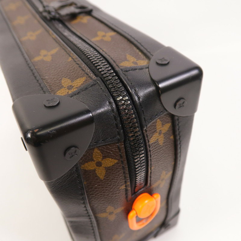 LOUIS VUITTON Monogram Soft Trunk肩背袋-16