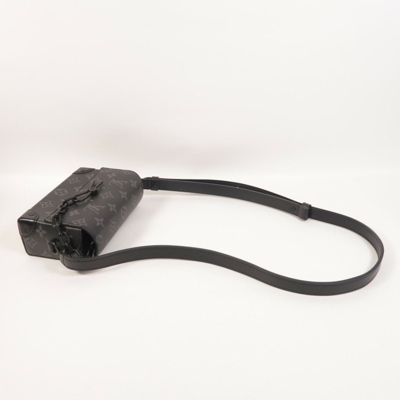 LOUIS VUITTON Monogram Eclipse Steamer Wearable Wallet肩背袋-6