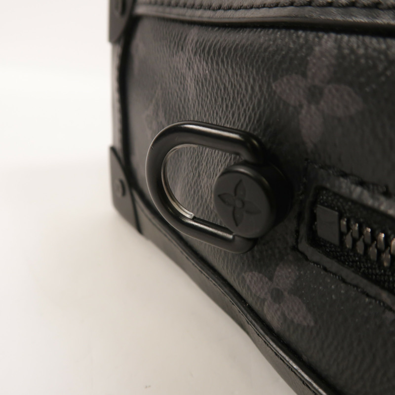 LOUIS VUITTON Monogram Eclipse Soft Trunk肩背袋-12