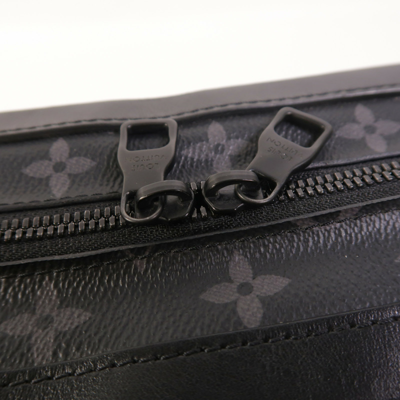 LOUIS VUITTON Monogram Eclipse Soft Trunk肩背袋-14