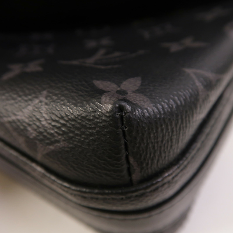 LOUIS VUITTON Monogram Eclipse Steamer肩背袋-10
