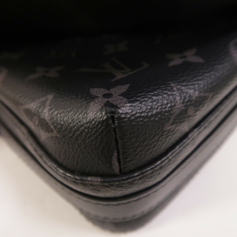LOUIS VUITTON Monogram Eclipse Steamer肩背袋-11