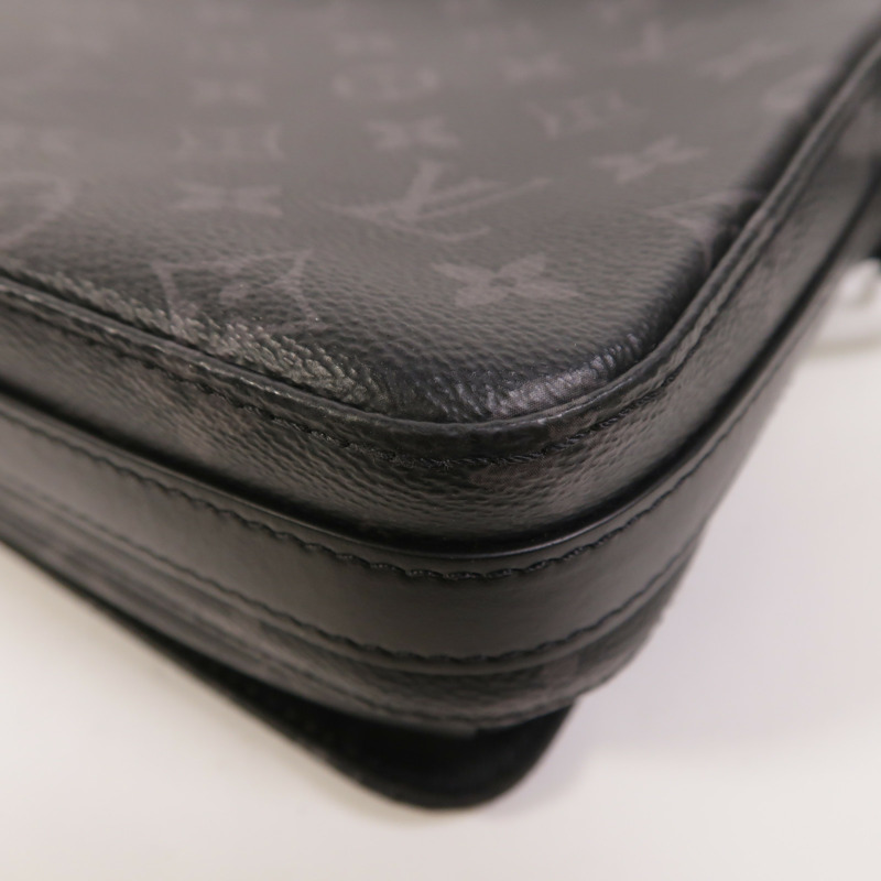 LOUIS VUITTON Monogram Eclipse Steamer肩背袋-12