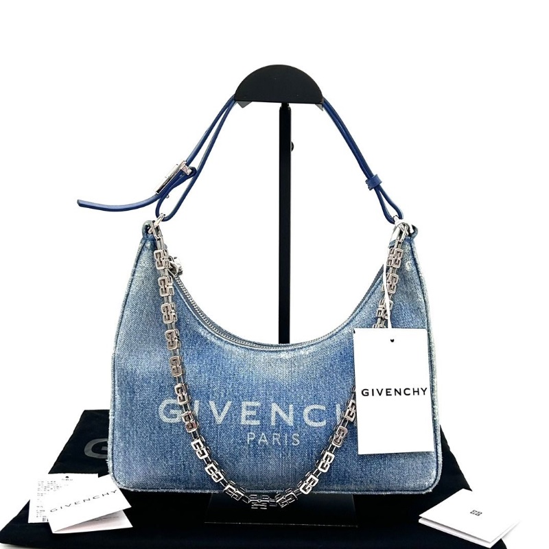 GIVENCHY 牛仔肩背腋下鏈條包   26*20*8  9新 配件塵袋-1