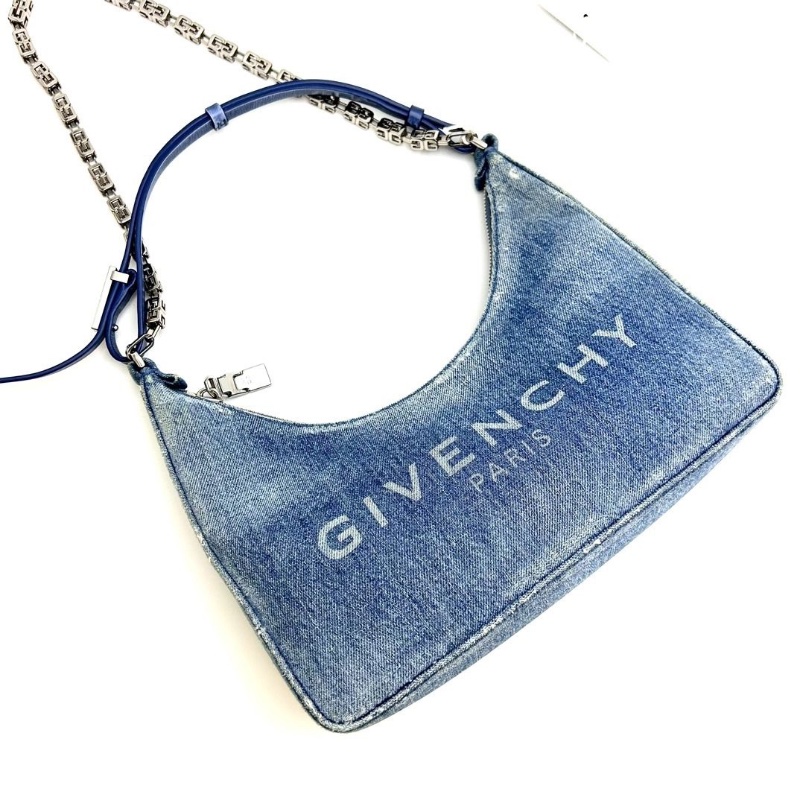 GIVENCHY 牛仔肩背腋下鏈條包   26*20*8  9新 配件塵袋-5