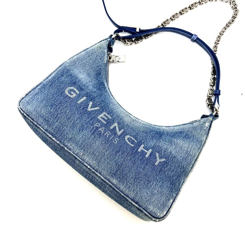 GIVENCHY 牛仔肩背腋下鏈條包   26*20*8  9新 配件塵袋-6